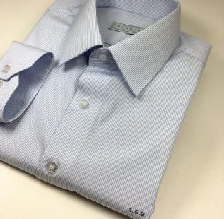 Camisa Sob Medida de Algodão Branca com Xadrez Azul