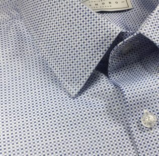 Camisa sob medida quadrados pequenos em tons de azul e branco