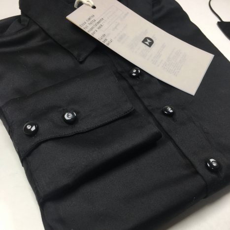 Camisa sob medida feminina preta em algodão com elastano e botões com mini cristal - Foto 1